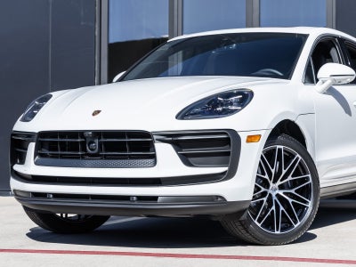 2026 Porsche Macan Macan