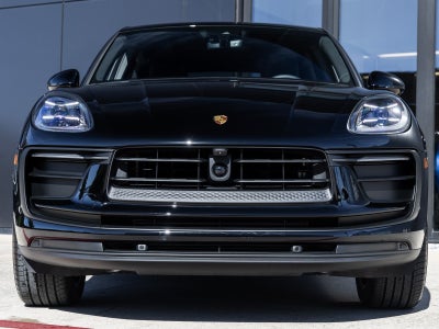 2026 Porsche Macan Macan