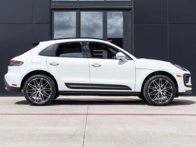 2026 Porsche Macan Macan