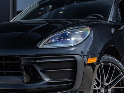 2026 Porsche Macan AWD