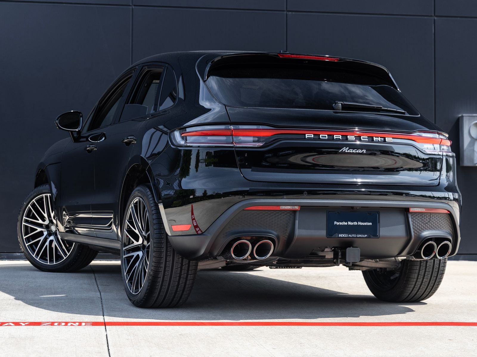 2026 Porsche Macan AWD