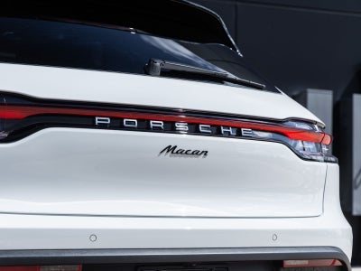 2026 Porsche Macan Macan