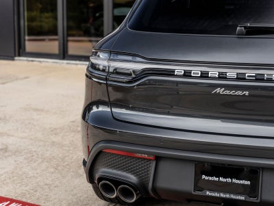 2026 Porsche Macan Macan