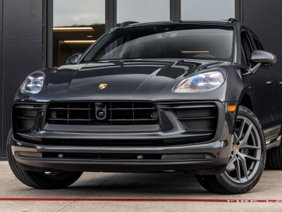 2026 Porsche Macan Macan