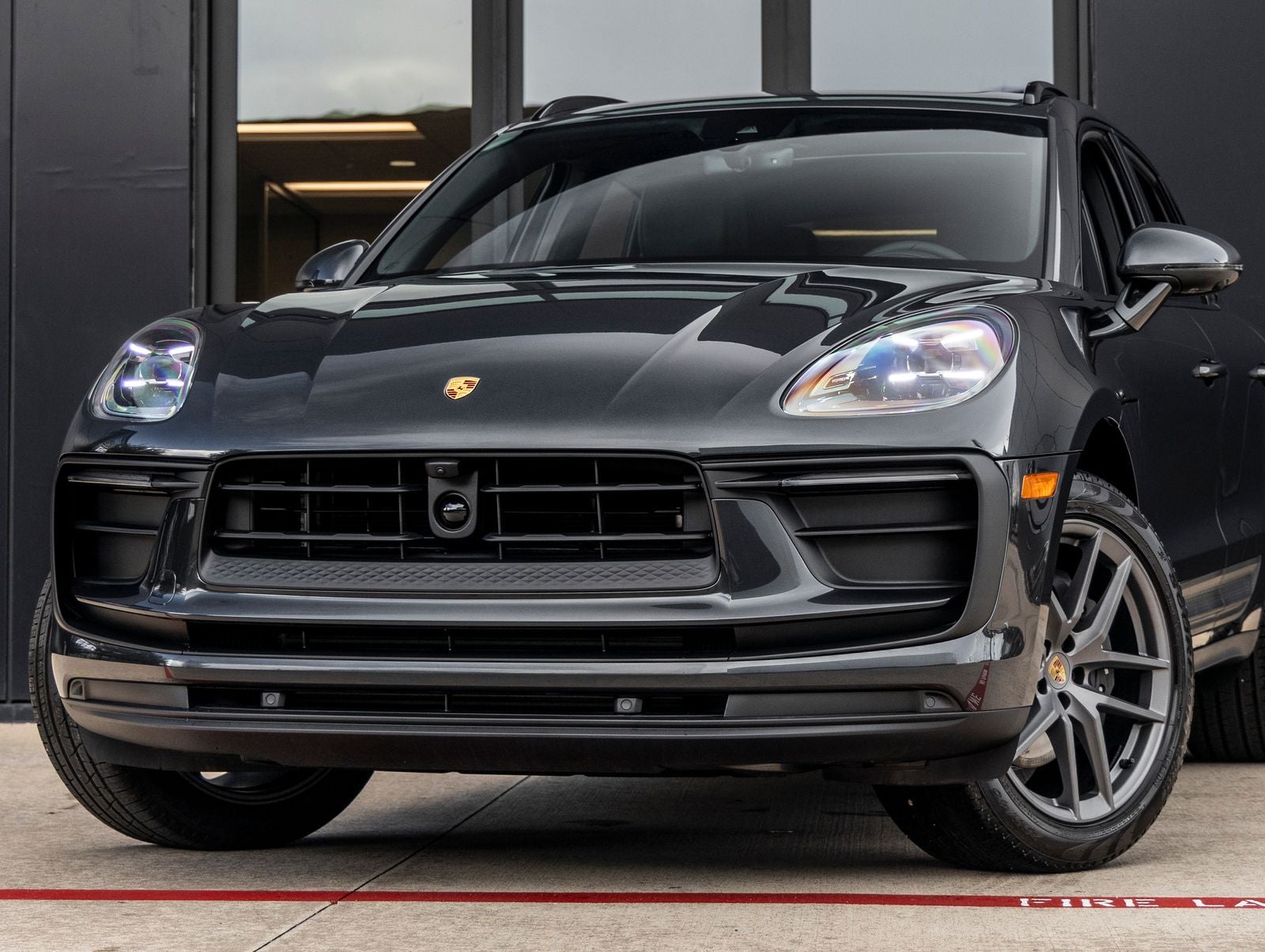 2026 Porsche Macan Macan