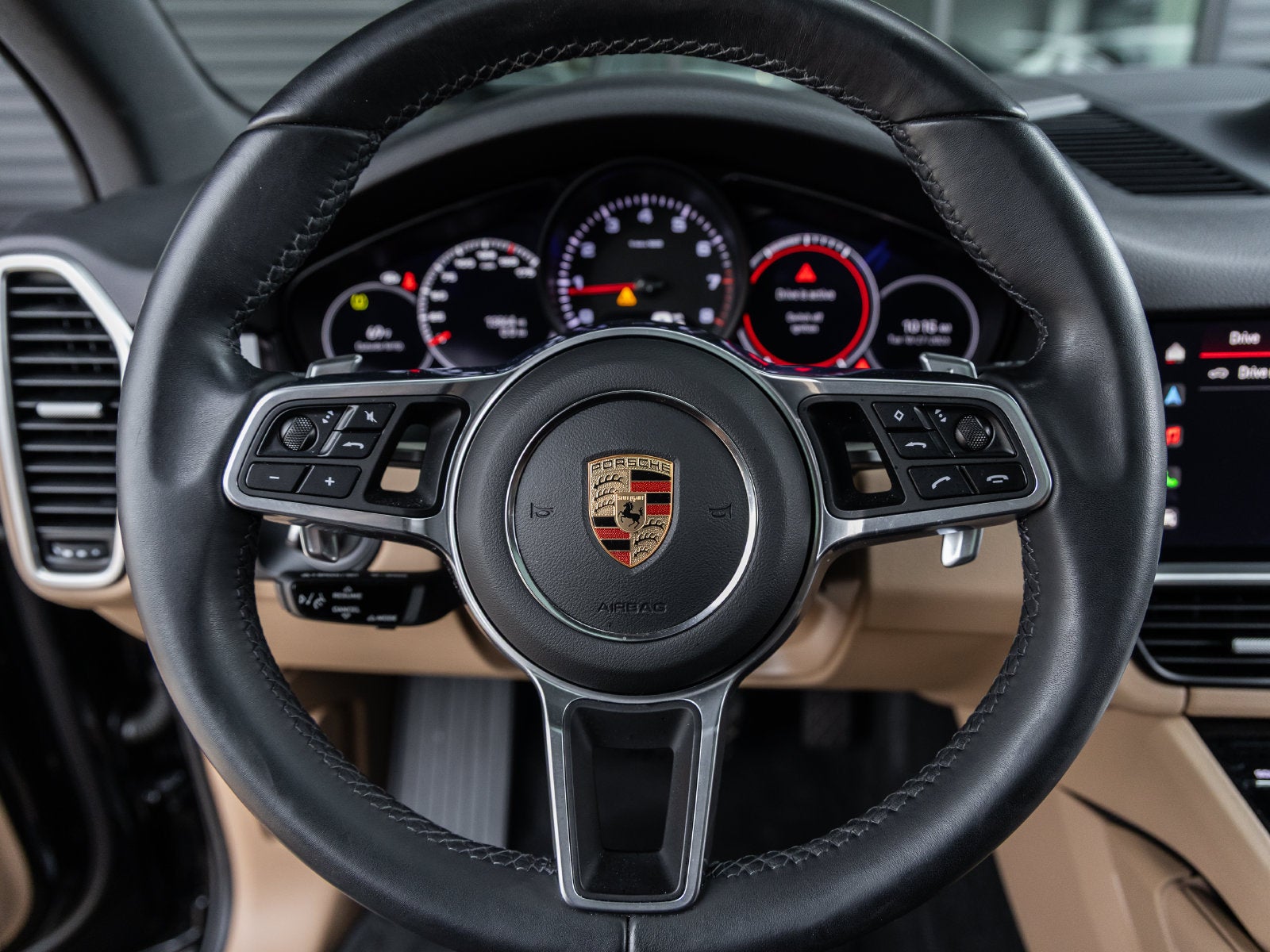2023 Porsche Cayenne Base