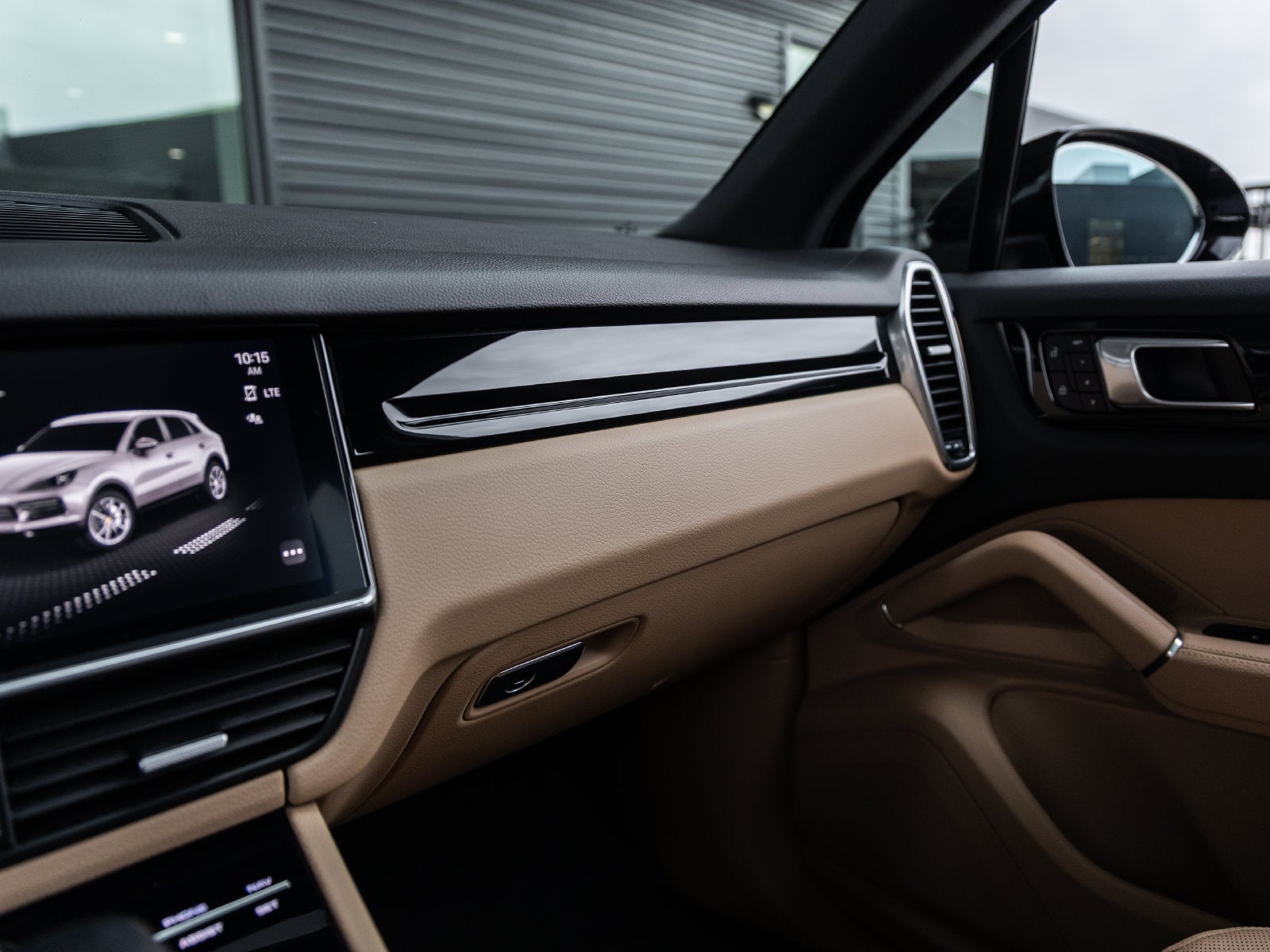 2023 Porsche Cayenne Base