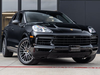 2023 Porsche Cayenne Base