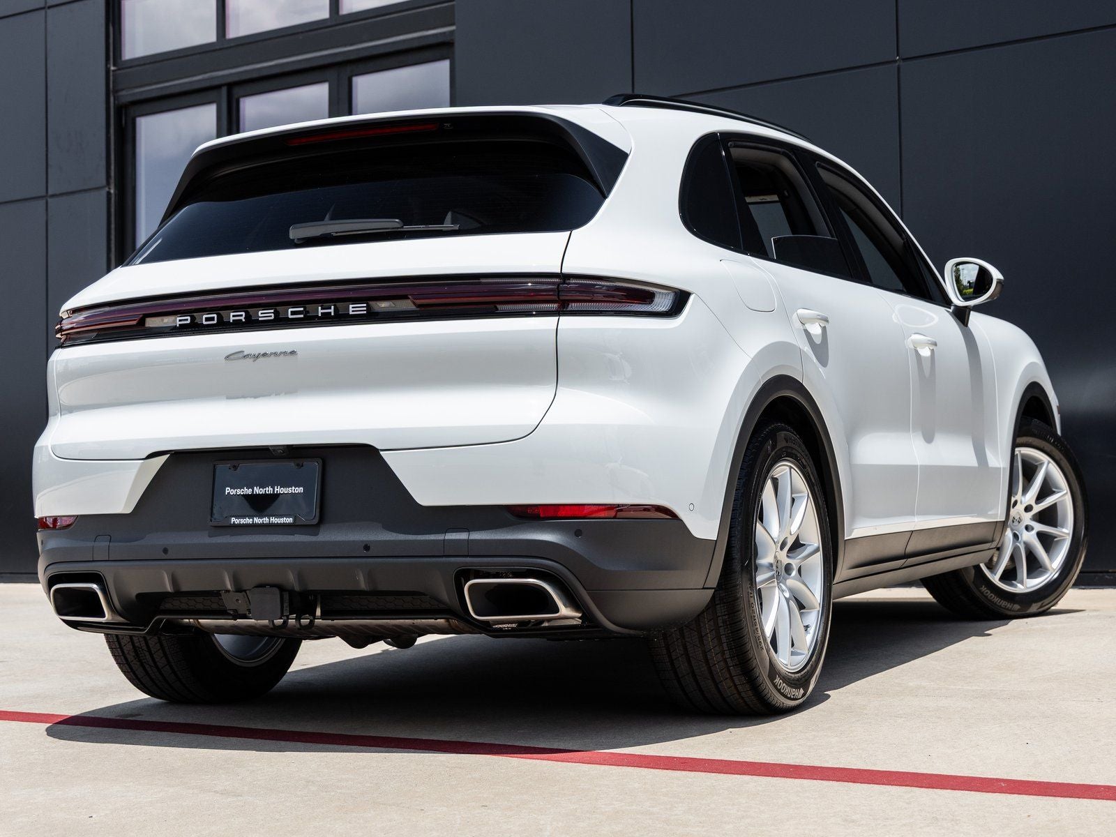 2025 Porsche Cayenne Base