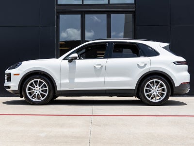 2025 Porsche Cayenne Base