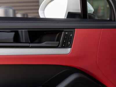 2025 Porsche Cayenne Base