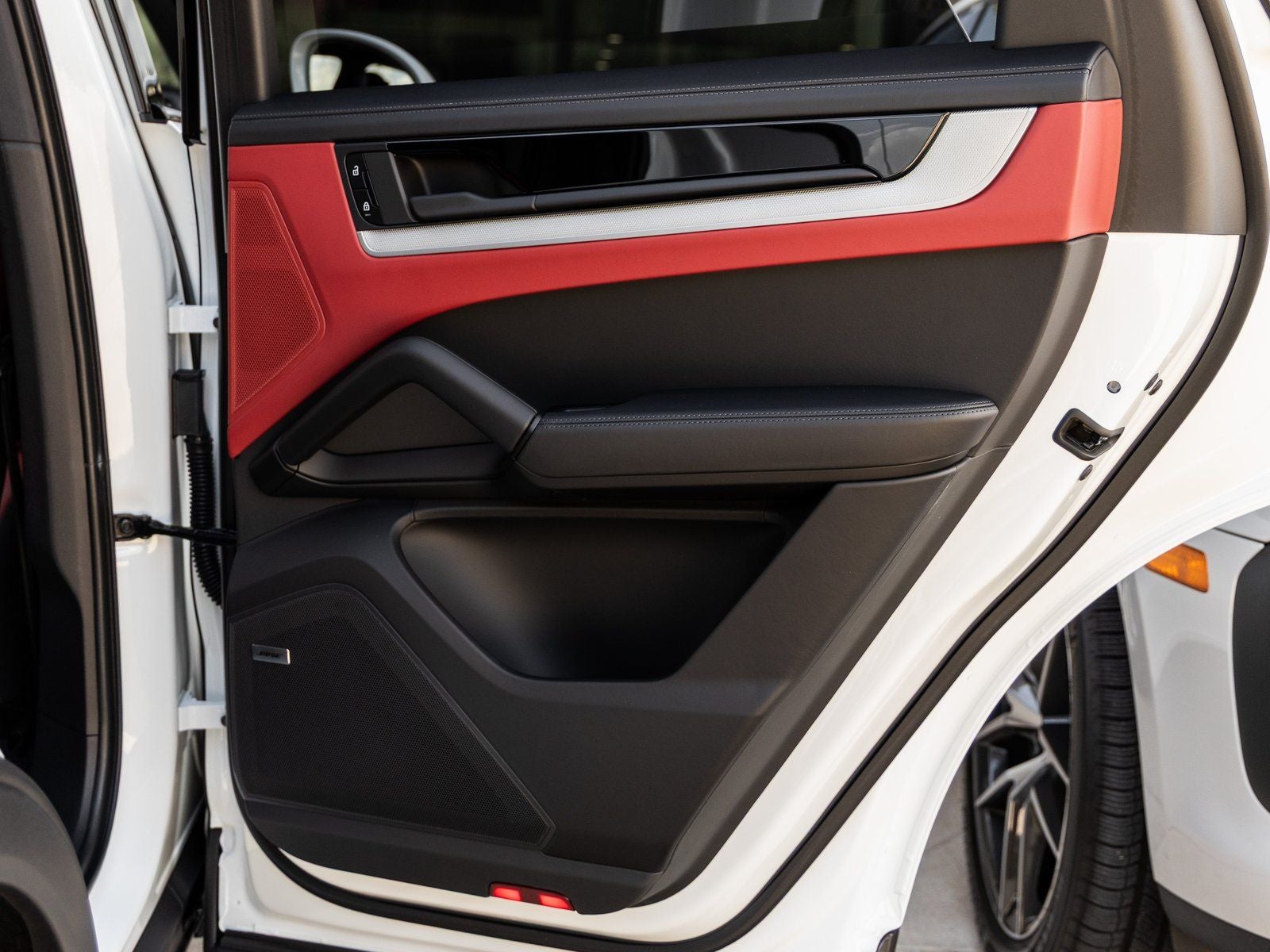 2025 Porsche Cayenne Base
