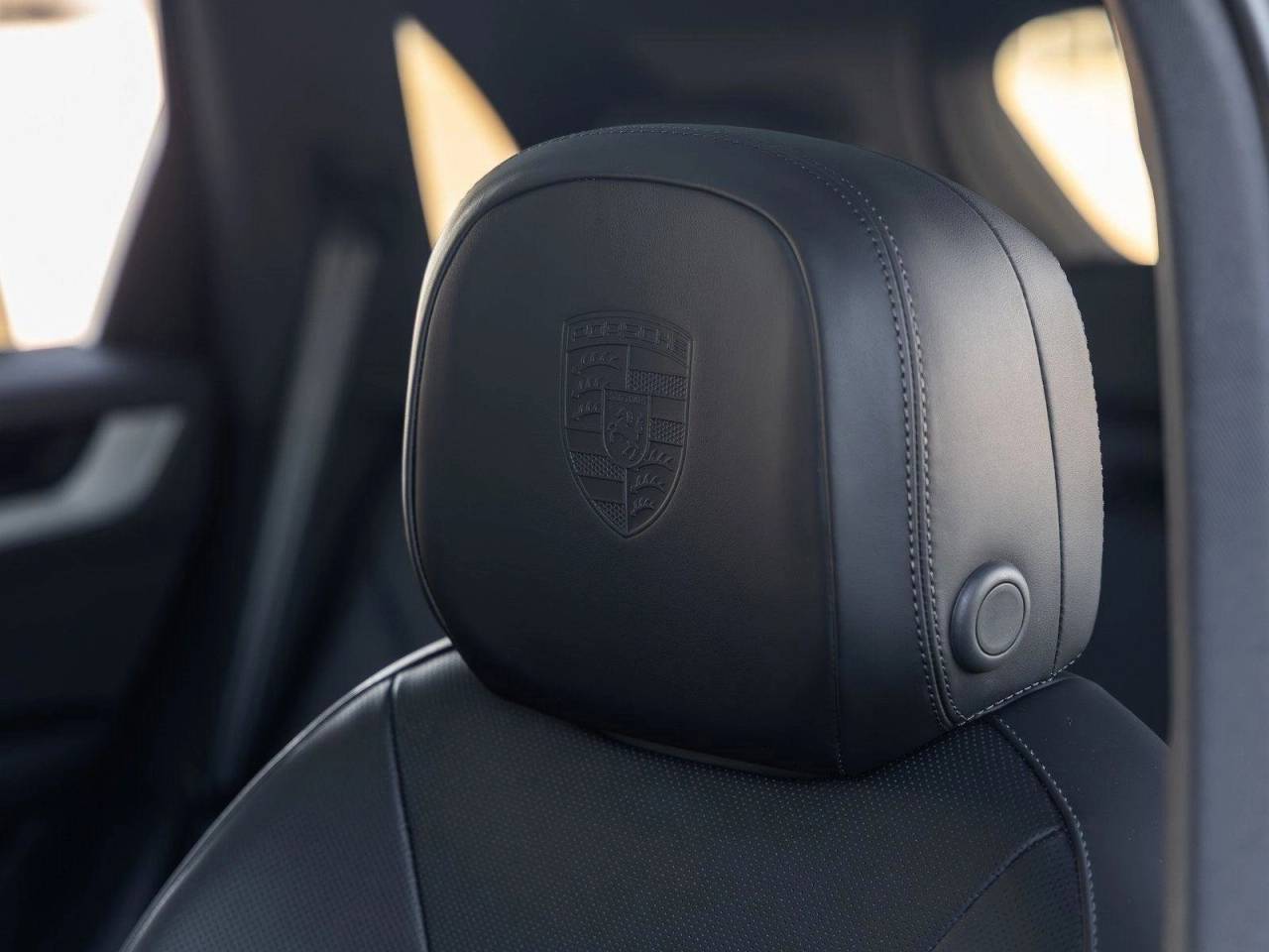 2026 Porsche Cayenne AWD
