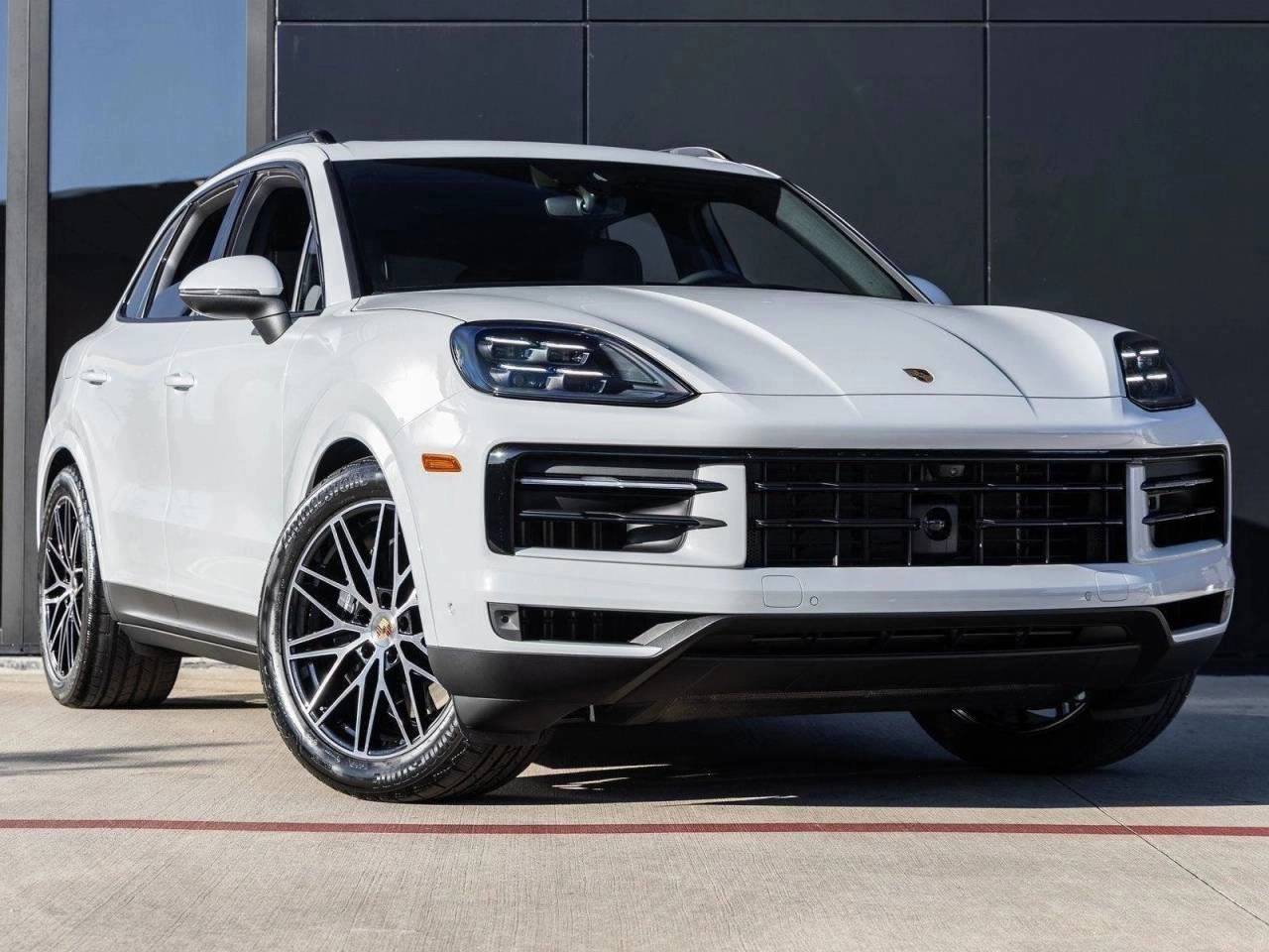 2026 Porsche Cayenne AWD