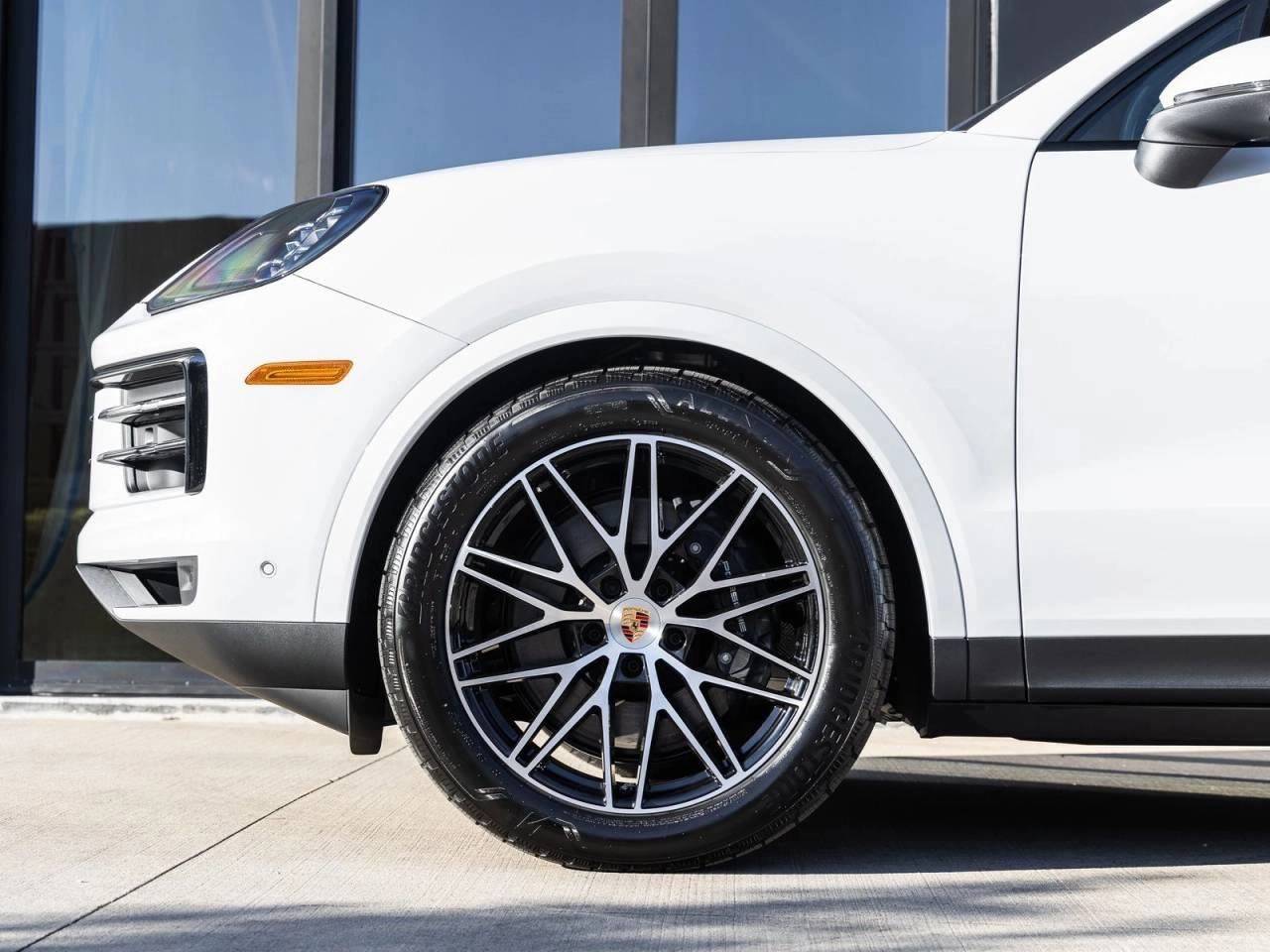2026 Porsche Cayenne AWD