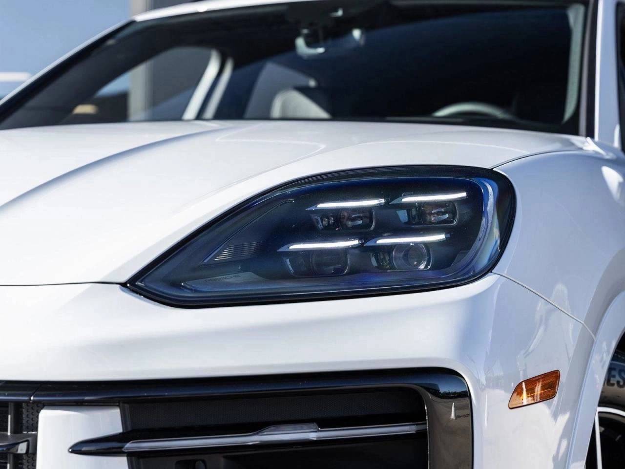 2026 Porsche Cayenne AWD