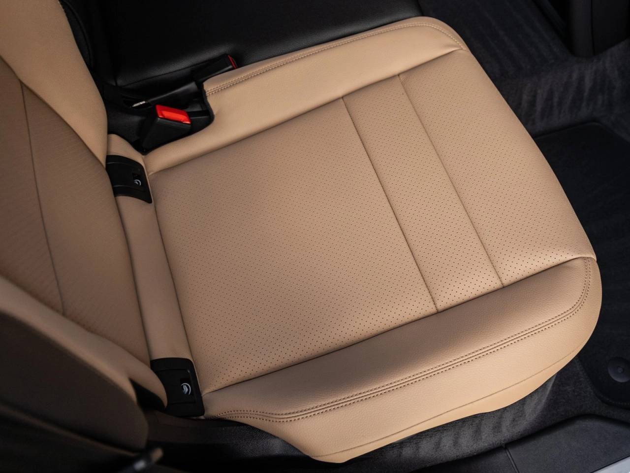 2026 Porsche Cayenne AWD