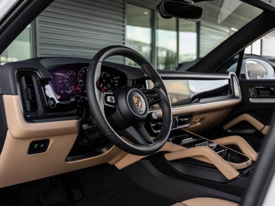 2026 Porsche Cayenne AWD