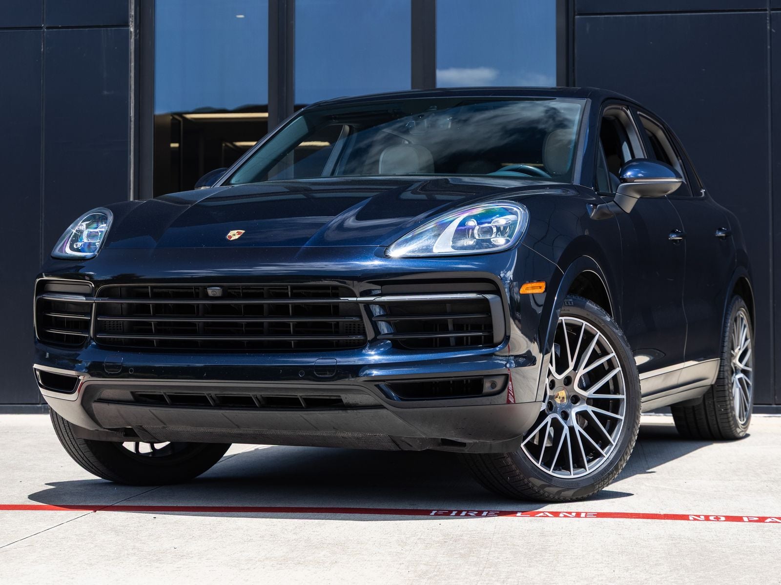 2019 Porsche Cayenne -'s photo