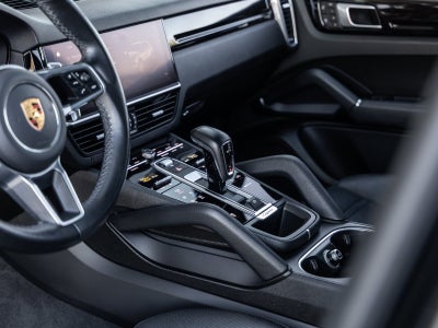 2022 Porsche Cayenne Cayenne