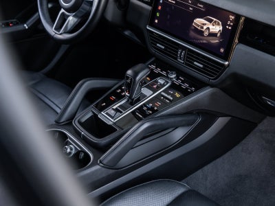2022 Porsche Cayenne Cayenne