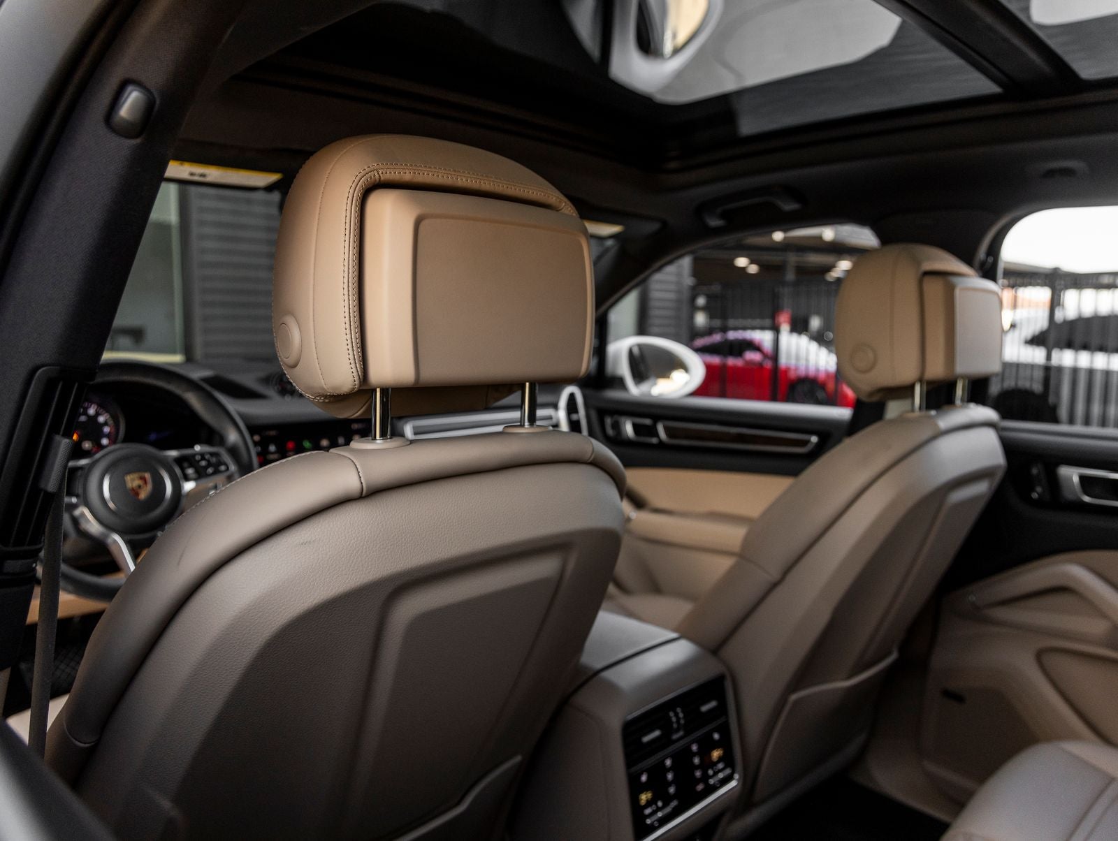 2023 Porsche Cayenne Cayenne Platinum Edition