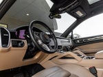 2023 Porsche Cayenne Cayenne Platinum Edition