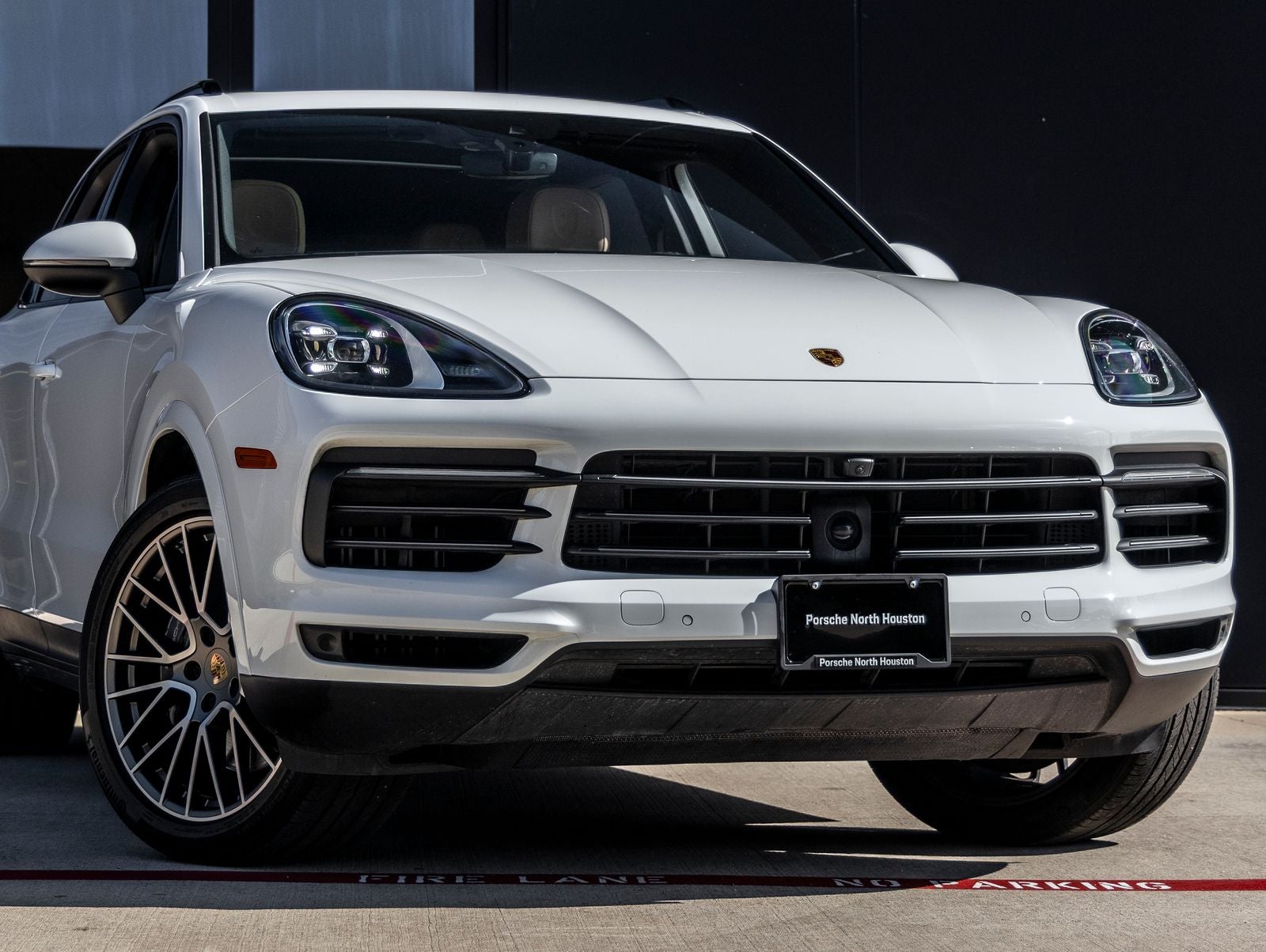 2023 Porsche Cayenne Cayenne Platinum Edition