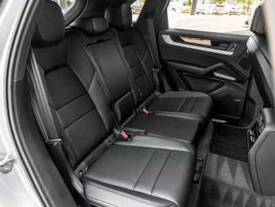 2025 Porsche Cayenne Cayenne