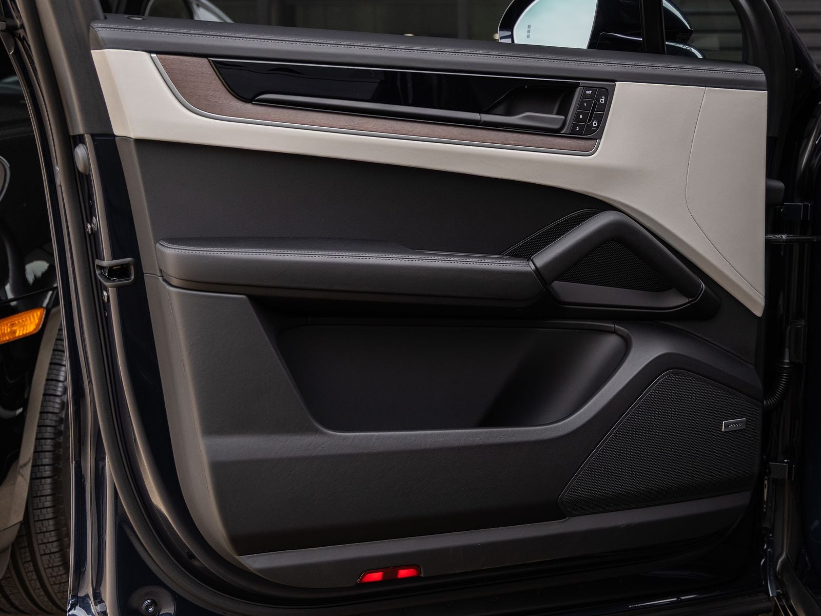 2026 Porsche Cayenne AWD