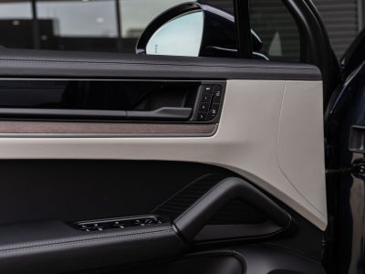 2026 Porsche Cayenne AWD