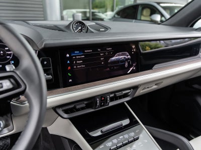 2026 Porsche Cayenne AWD