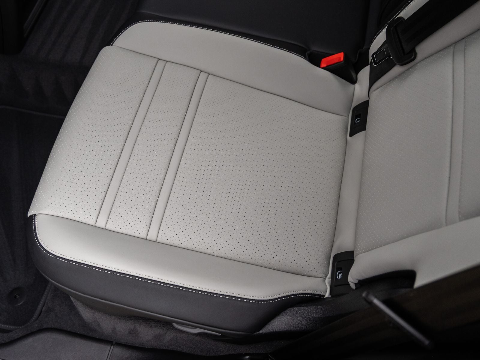 2026 Porsche Cayenne AWD