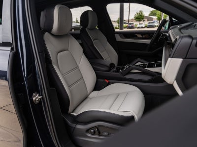 2026 Porsche Cayenne AWD