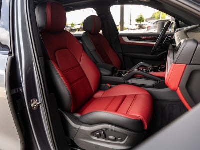 2026 Porsche Cayenne AWD