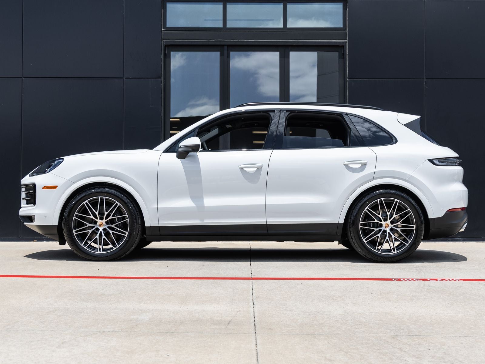 2026 Porsche Cayenne AWD