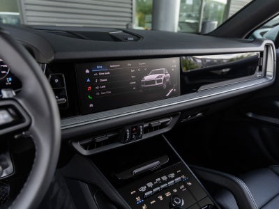 2026 Porsche Cayenne AWD