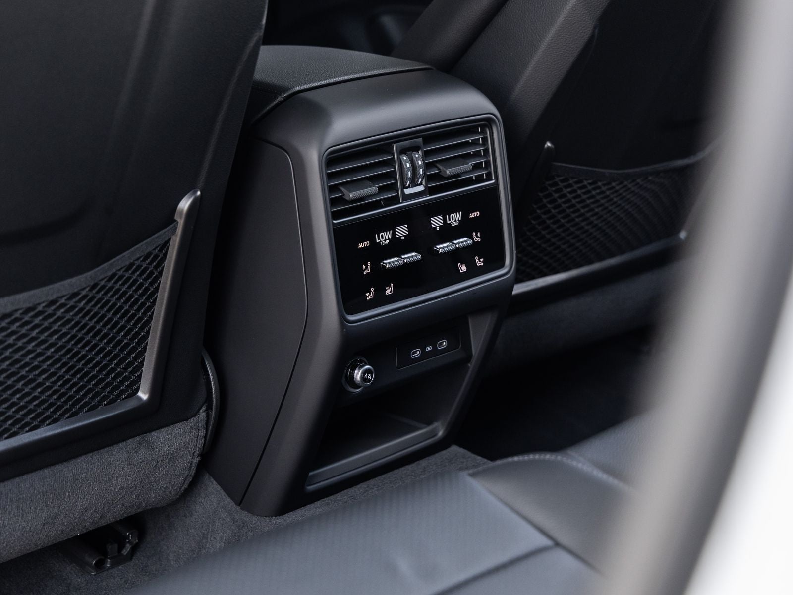 2026 Porsche Cayenne AWD