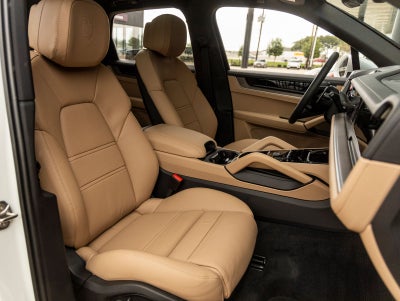 2026 Porsche Cayenne Base