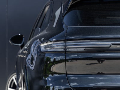 2026 Porsche Cayenne AWD