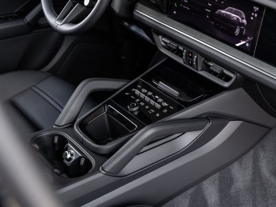 2026 Porsche Cayenne AWD