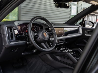 2026 Porsche Cayenne AWD