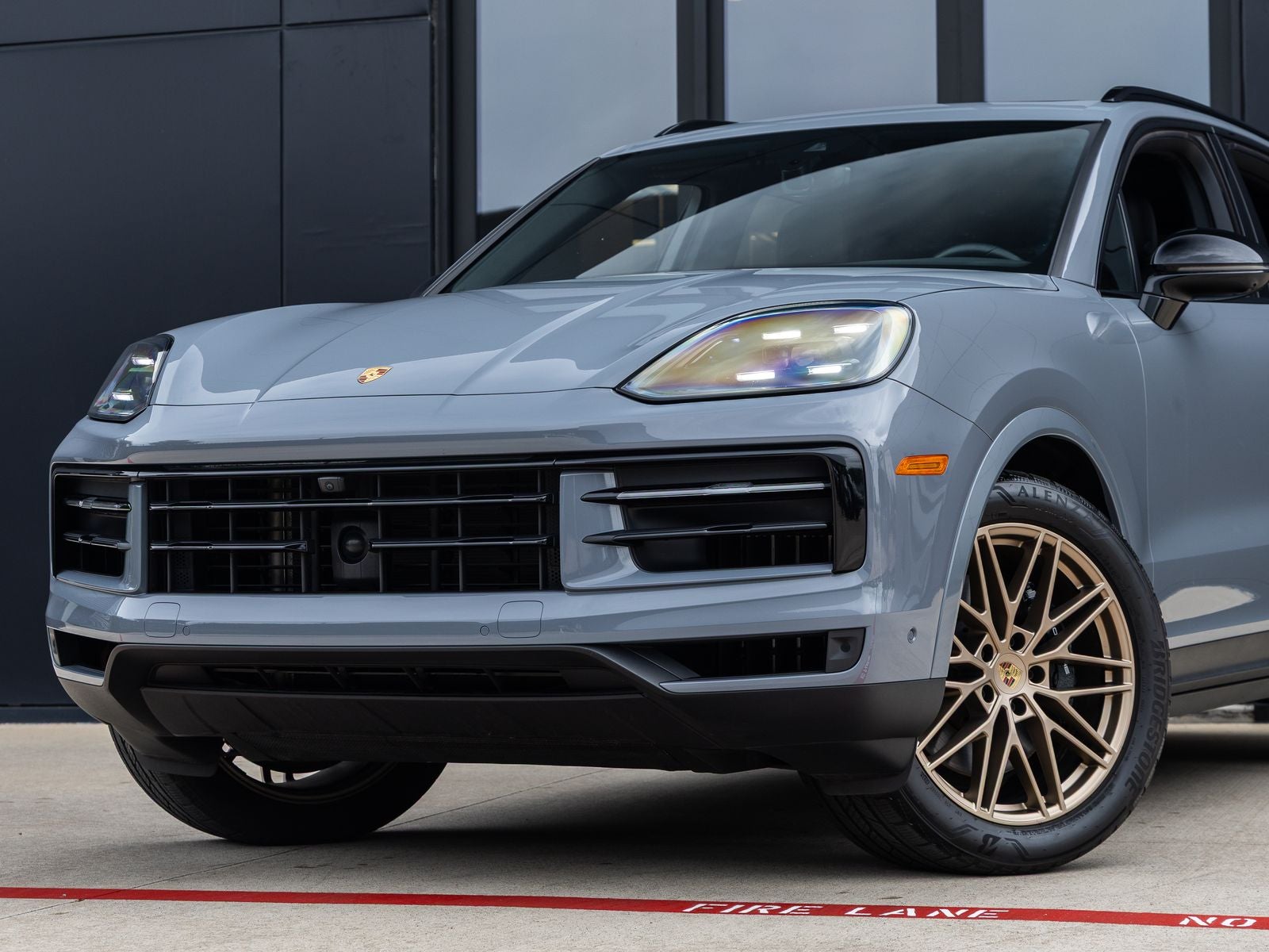 2024 Porsche Cayenne AWD