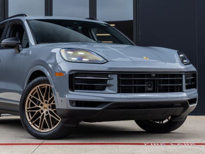 2024 Porsche Cayenne AWD
