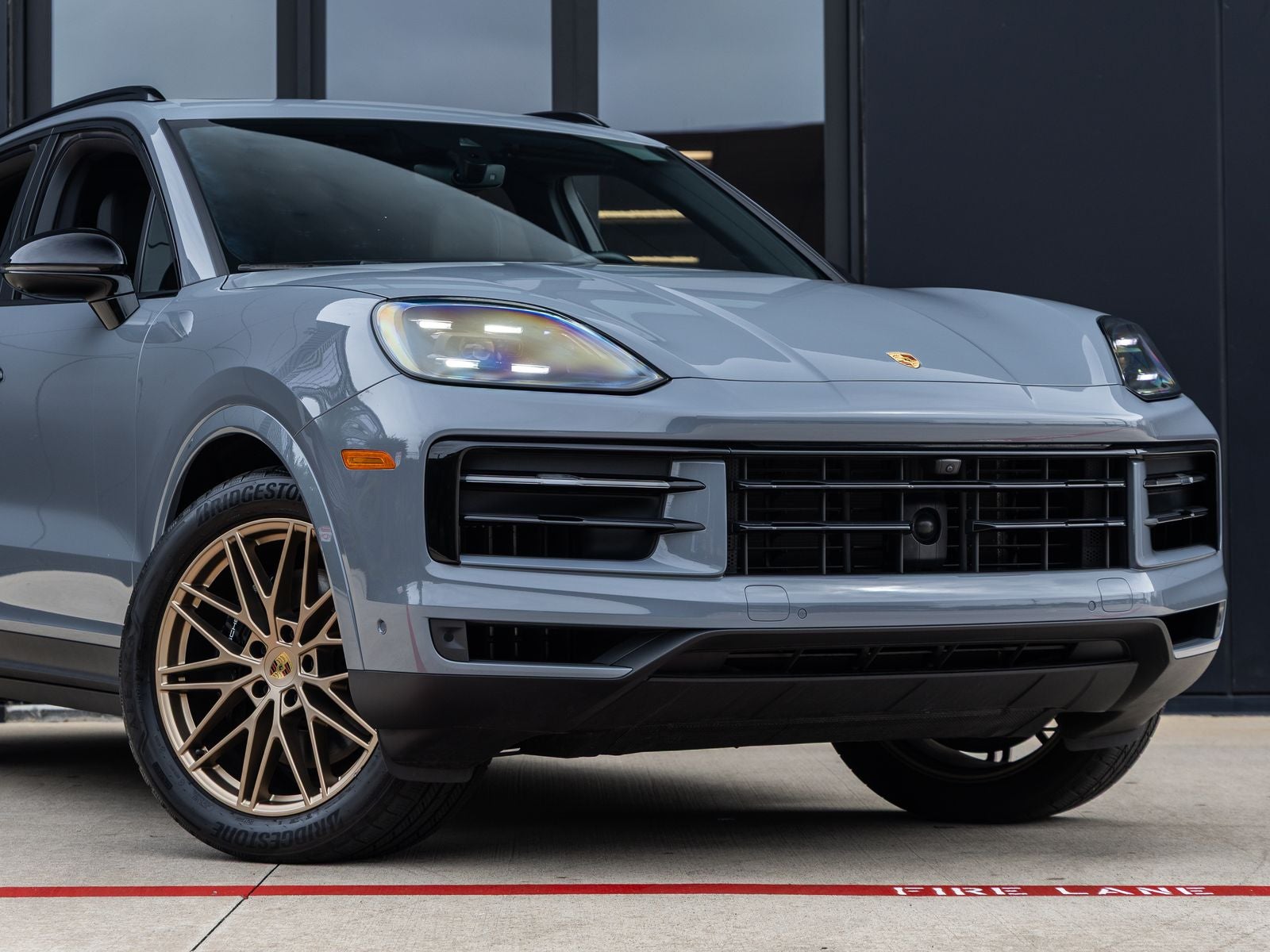 2024 Porsche Cayenne AWD