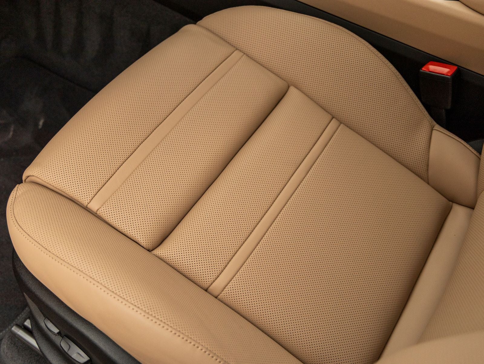 2026 Porsche Cayenne AWD