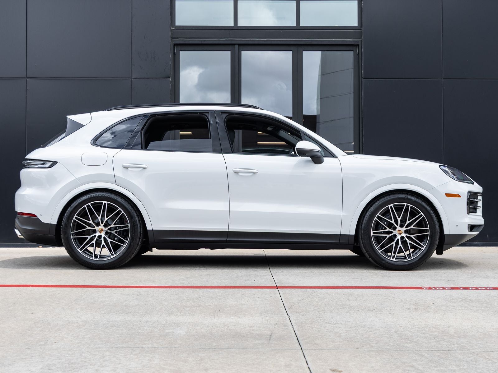 2026 Porsche Cayenne AWD