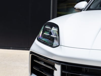 2026 Porsche Cayenne AWD