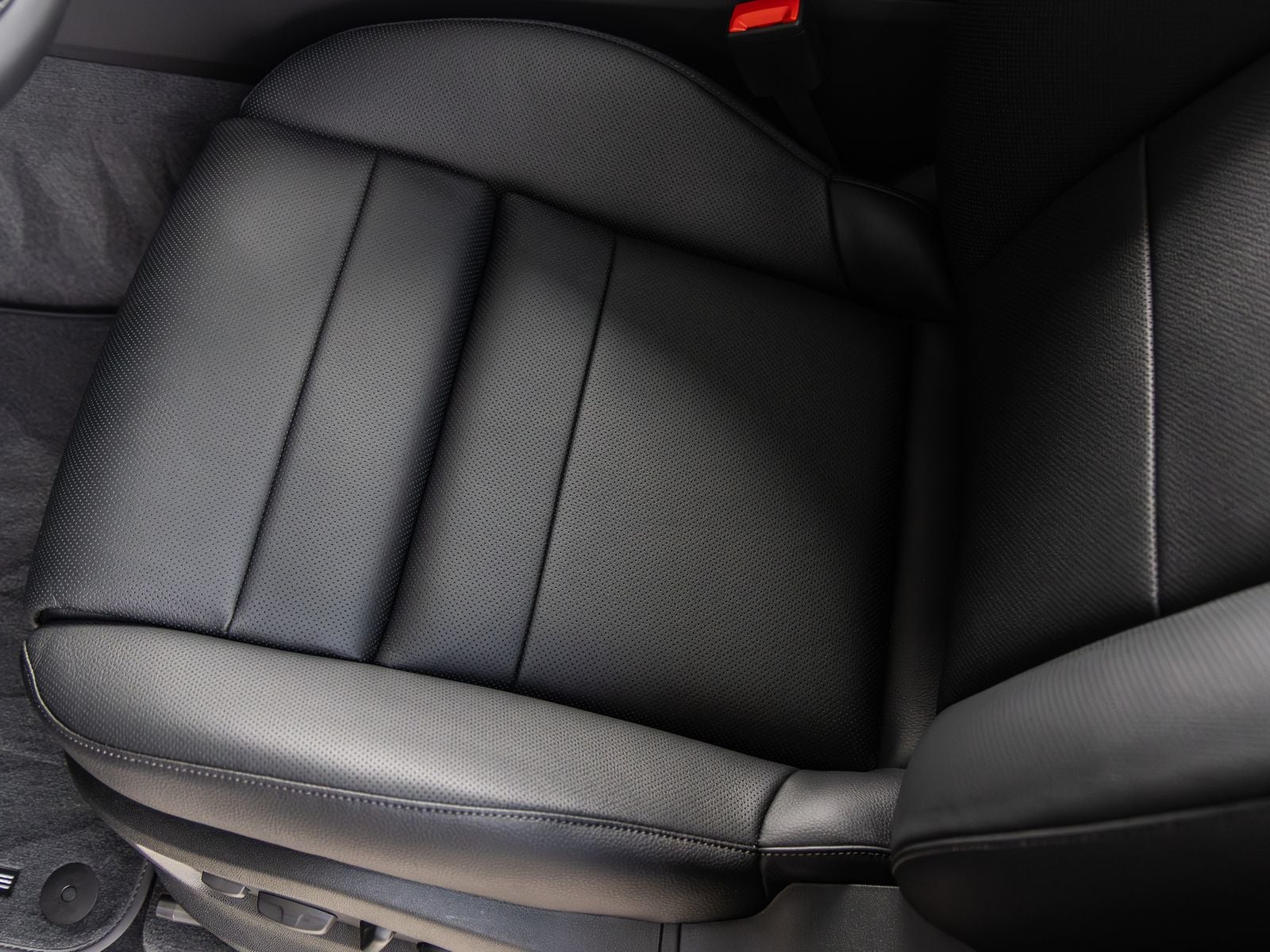 2026 Porsche Cayenne AWD