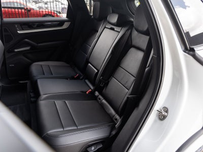 2026 Porsche Cayenne AWD